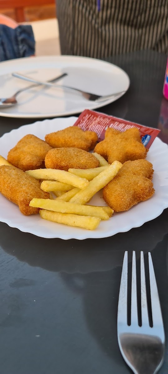 Beach Hot Fish Restaurant-7